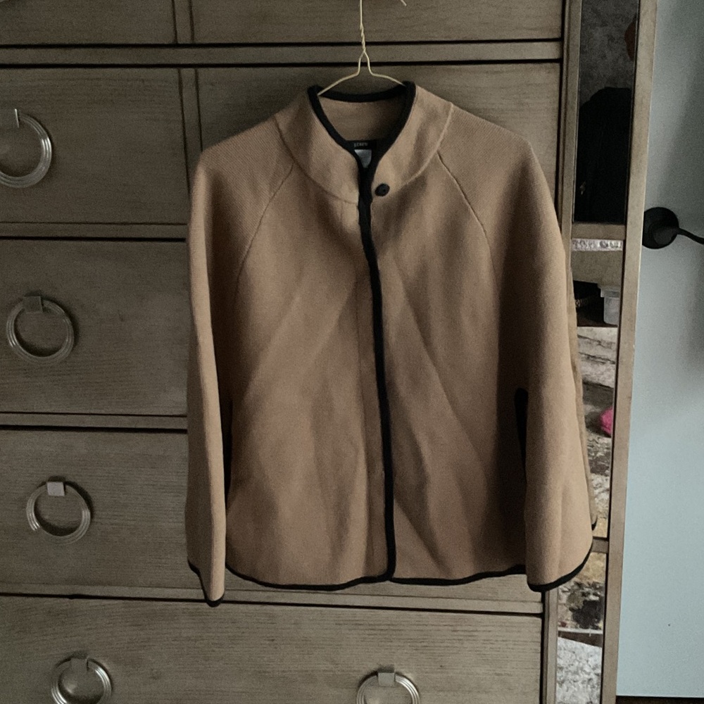 J. Crew Factory Tan Cape with Black Accents,size M - Picture 3 of 5